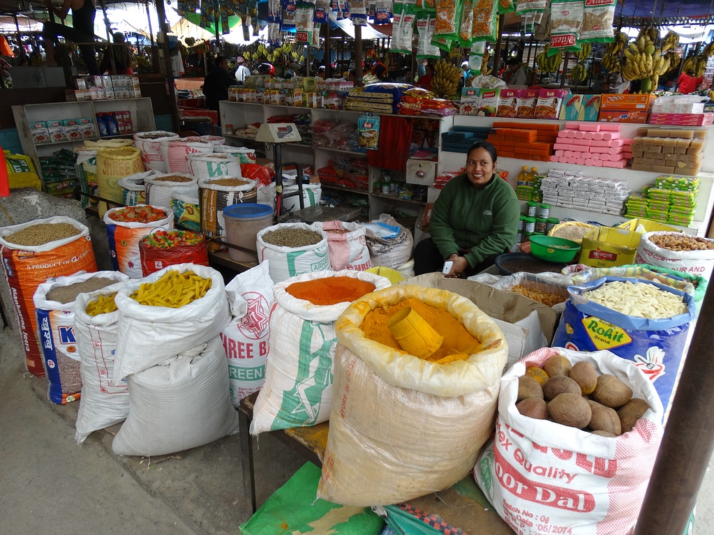 comp_3_2017 Nepal Markt in Pokhara